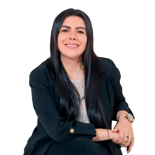 Cielo Moreno — Chief Strategy Officer (CSO) en LumaCloud