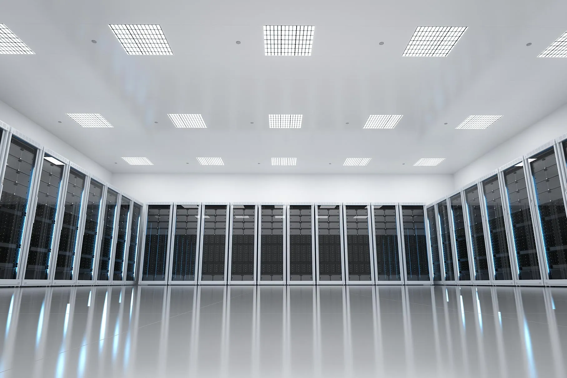 Datacenter de LumaCloud con pasillos de servidores para infraestructura cloud en Colombia